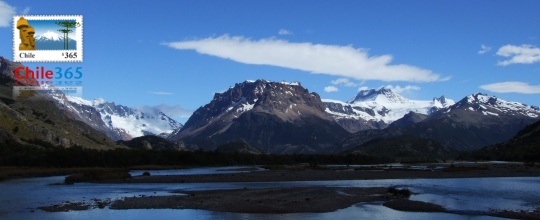 Cadena de monta&ntilde;as cerca de Laguna del Desierto