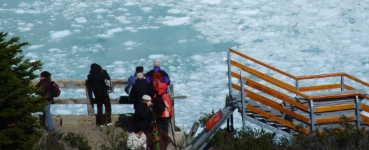 Vista de las nuevas pasarelas del glaciar Perito Moreno